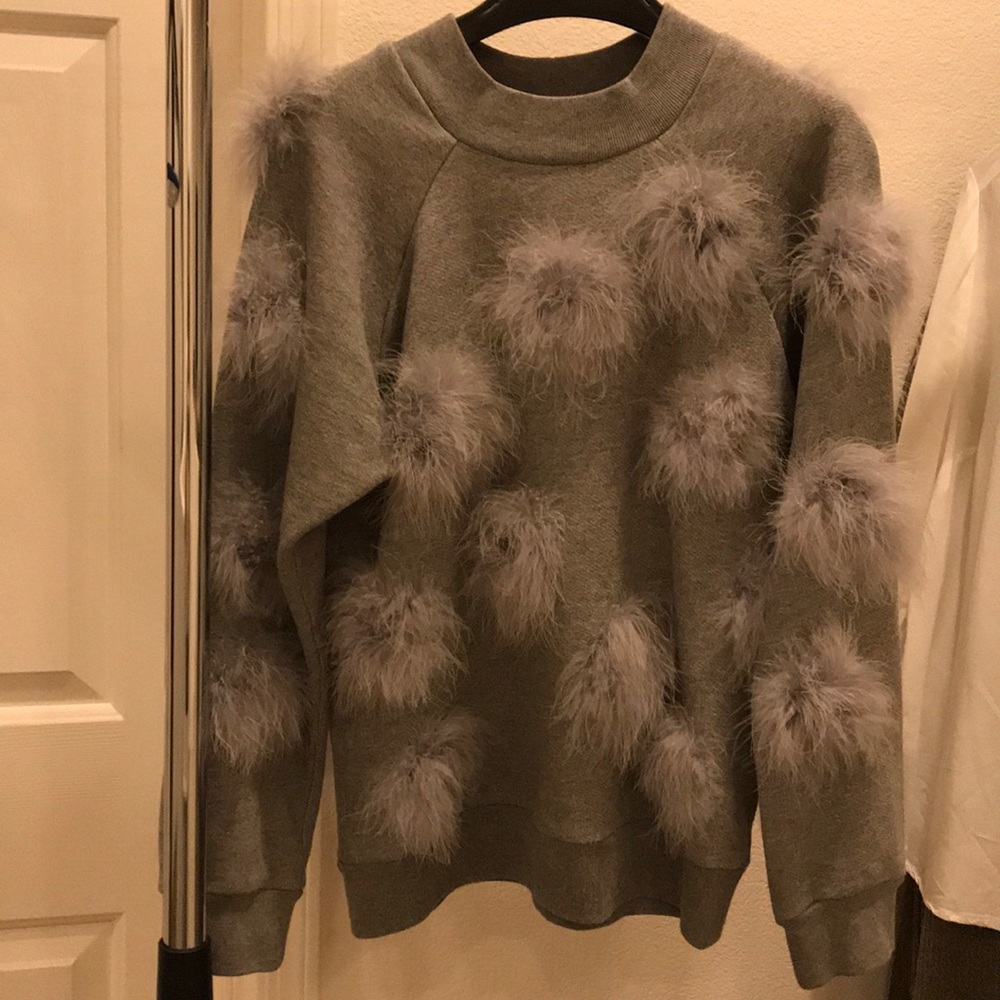 House of Holland grey sweatshirt with fur